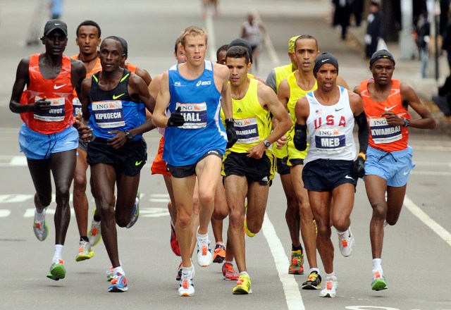 Meb Keflezighi, Ryan Hall, Robert Cheruiyot